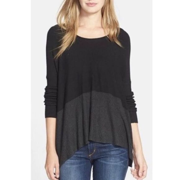 New Eileen Fisher Black and Gray Scoop Neck Crew Neck...